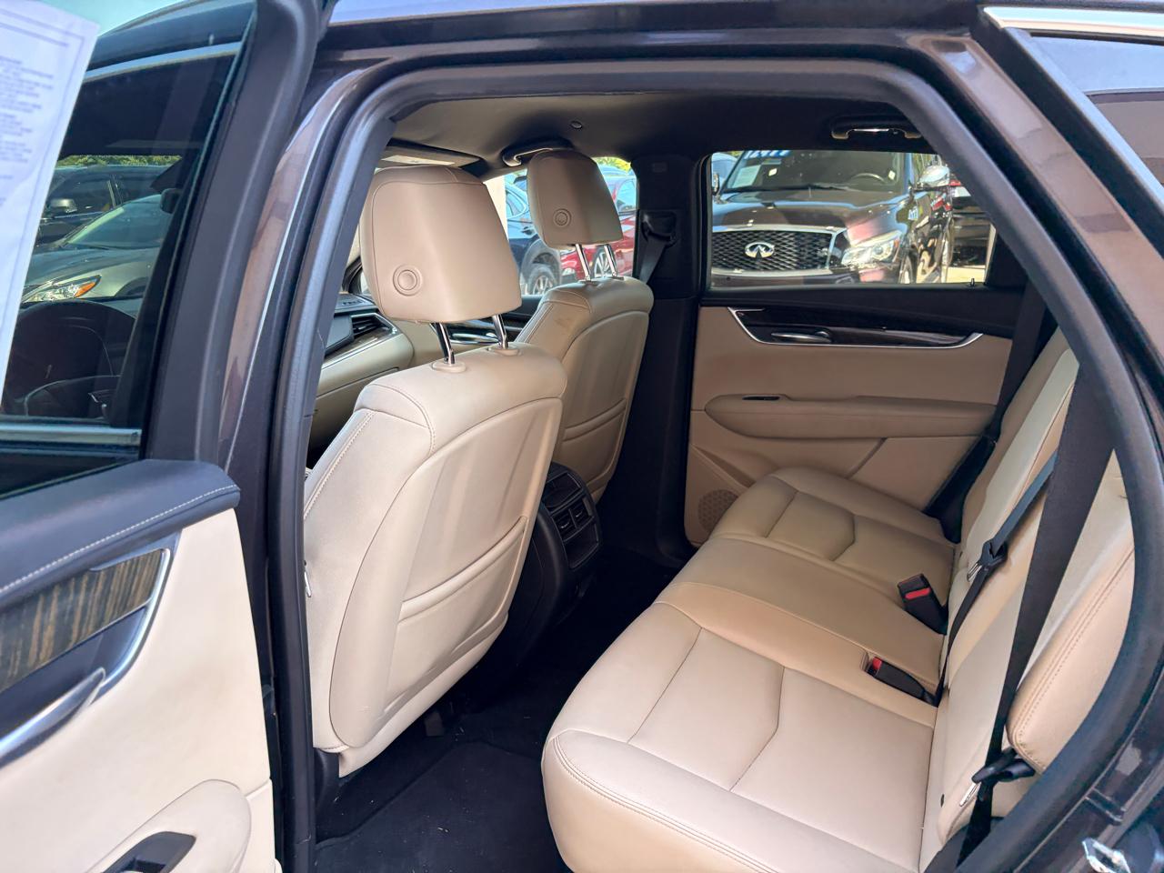 Cadillac XT5 Base 2017