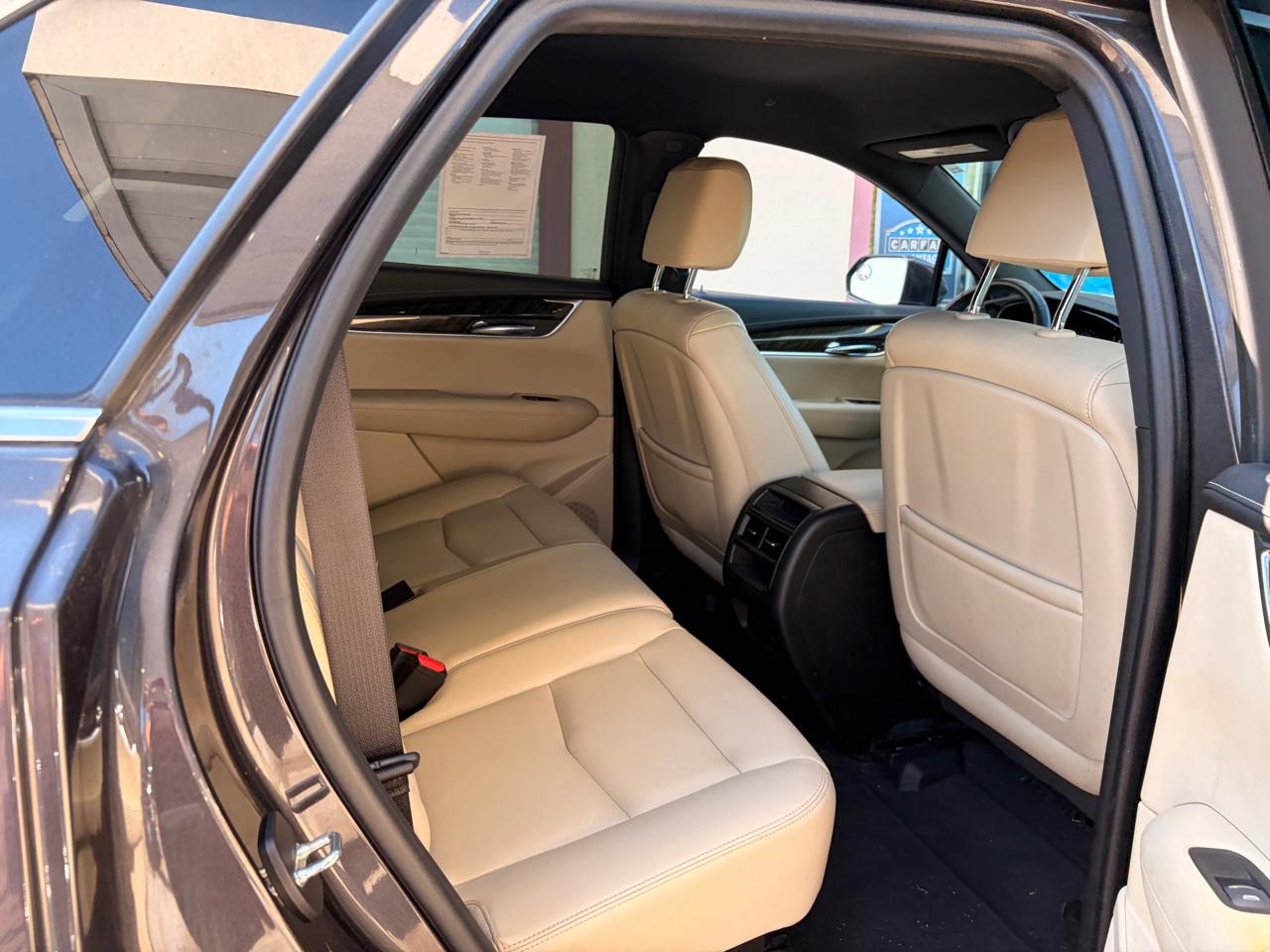 Cadillac XT5 Base 2017