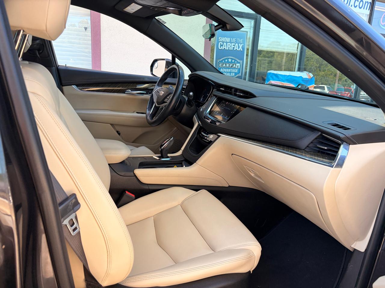Cadillac XT5 Base 2017
