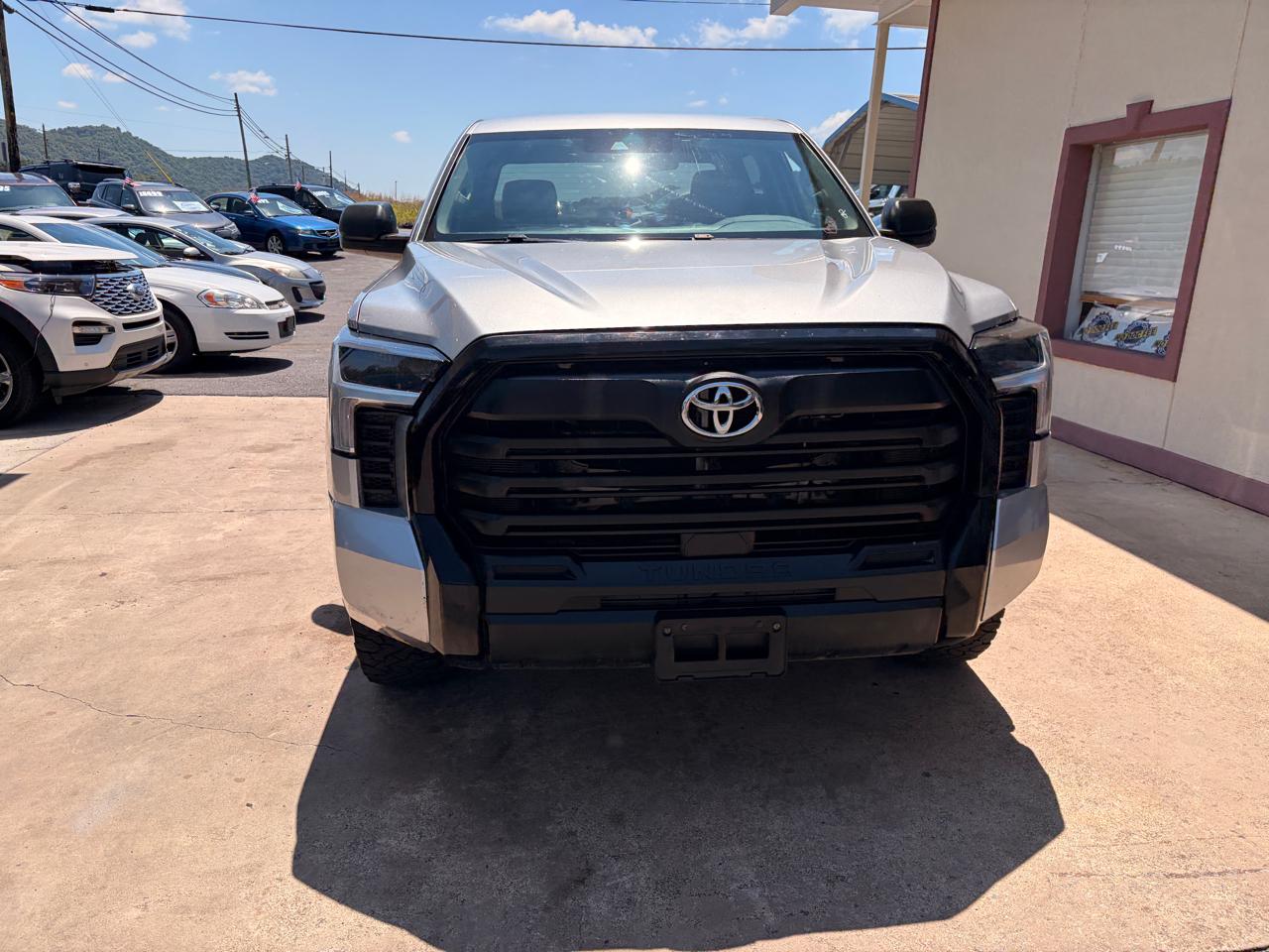 Toyota Tundra SR CrewMax 4WD 2023
