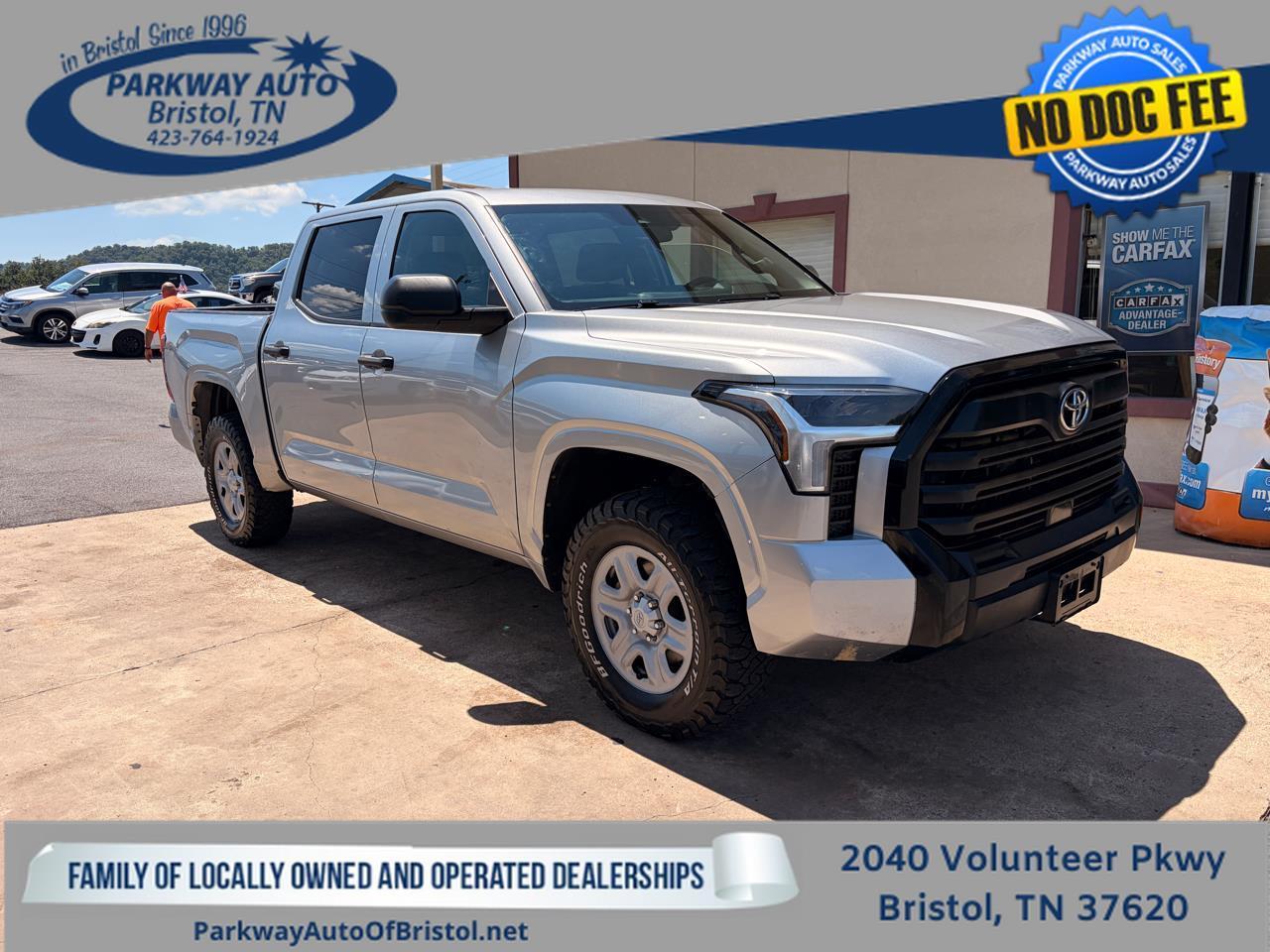 Toyota Tundra SR CrewMax 4WD 2023
