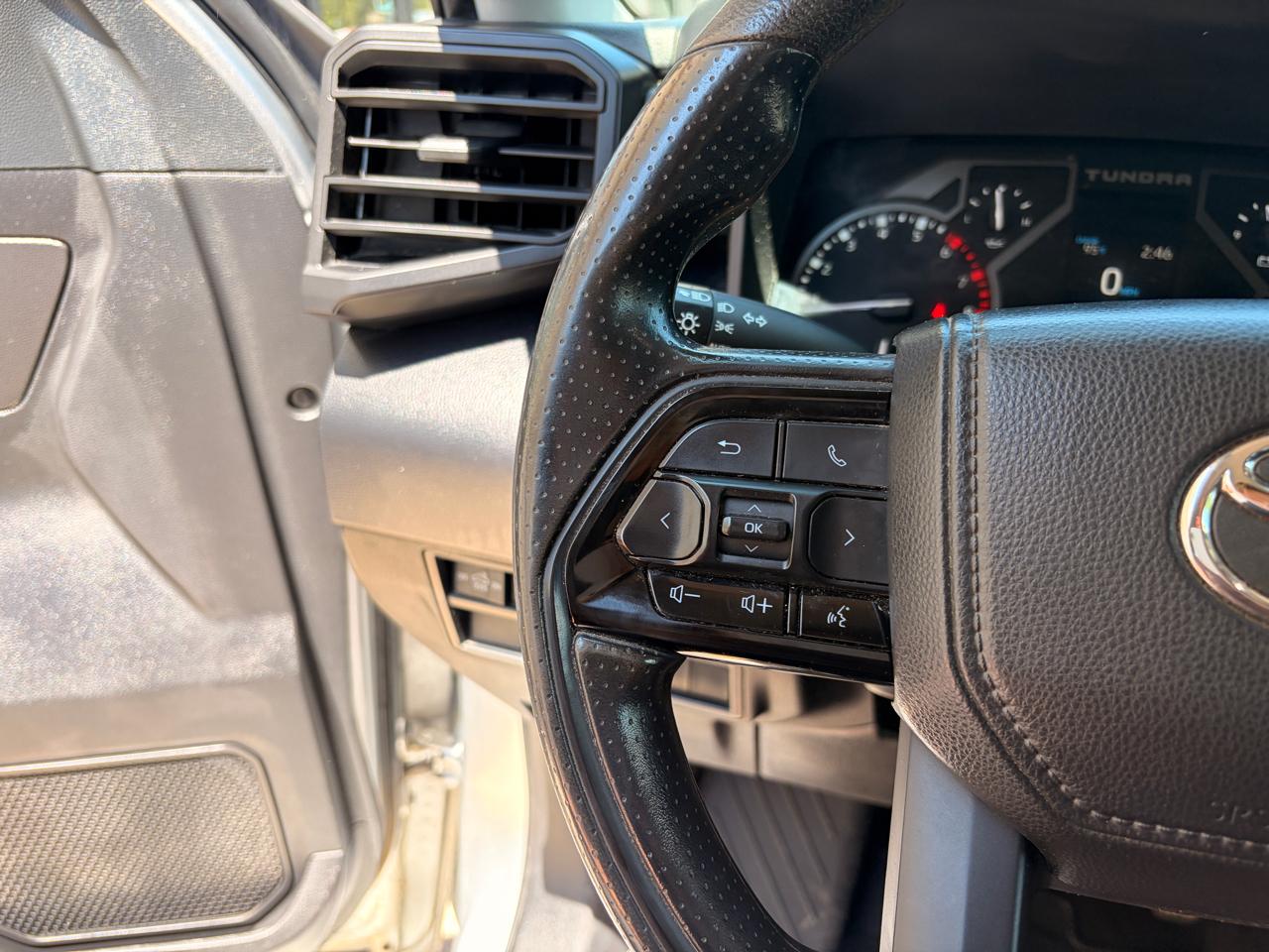 Toyota Tundra SR CrewMax 4WD 2023