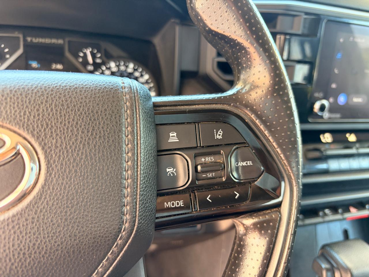 Toyota Tundra SR CrewMax 4WD 2023