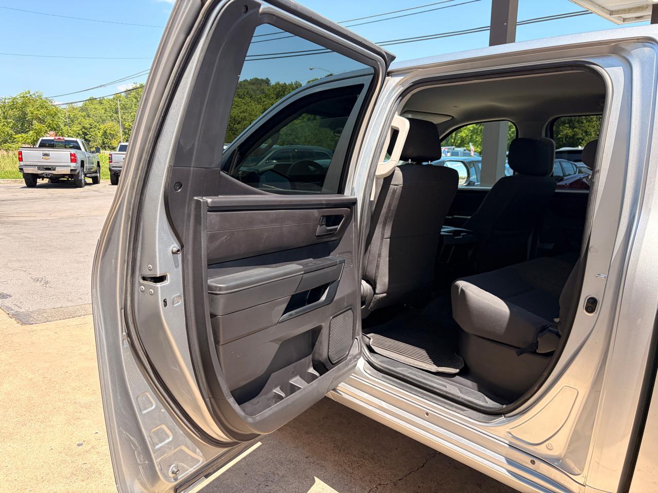 Toyota Tundra SR CrewMax 4WD 2023