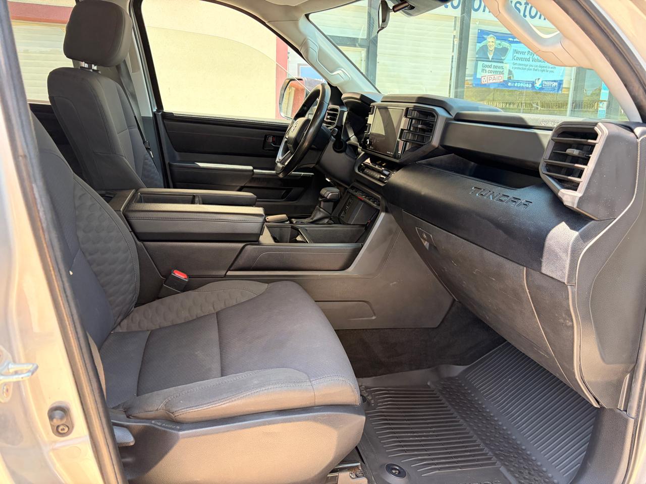 Toyota Tundra SR CrewMax 4WD 2023