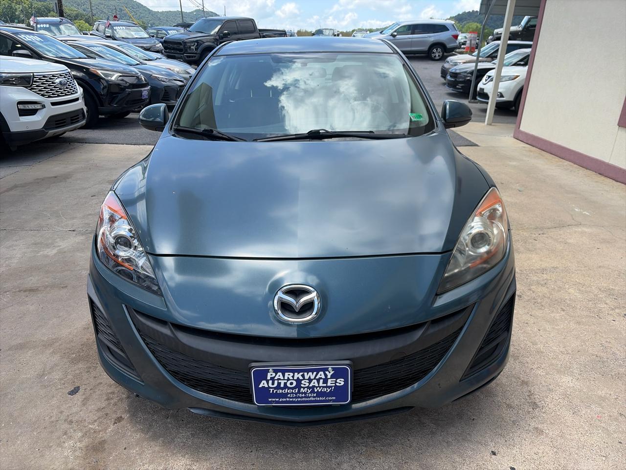 Mazda MAZDA3 i Touring 4-door 2011