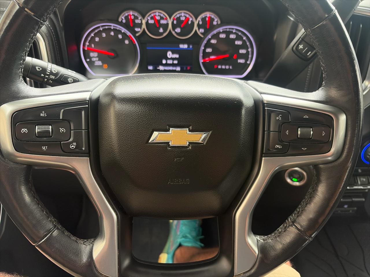 Chevrolet Silverado 1500 LT Crew Cab 4WD 2019