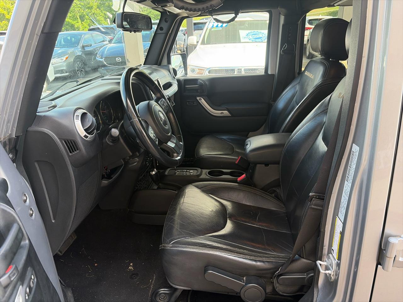 Jeep Wrangler Unlimited Sahara 4WD 2015