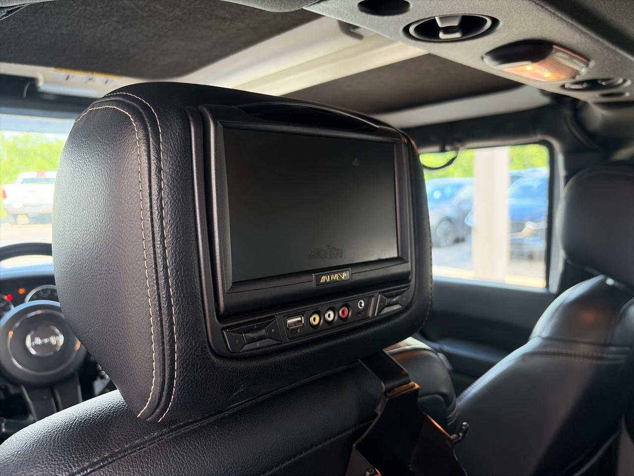Jeep Wrangler Unlimited Sahara 4WD 2015
