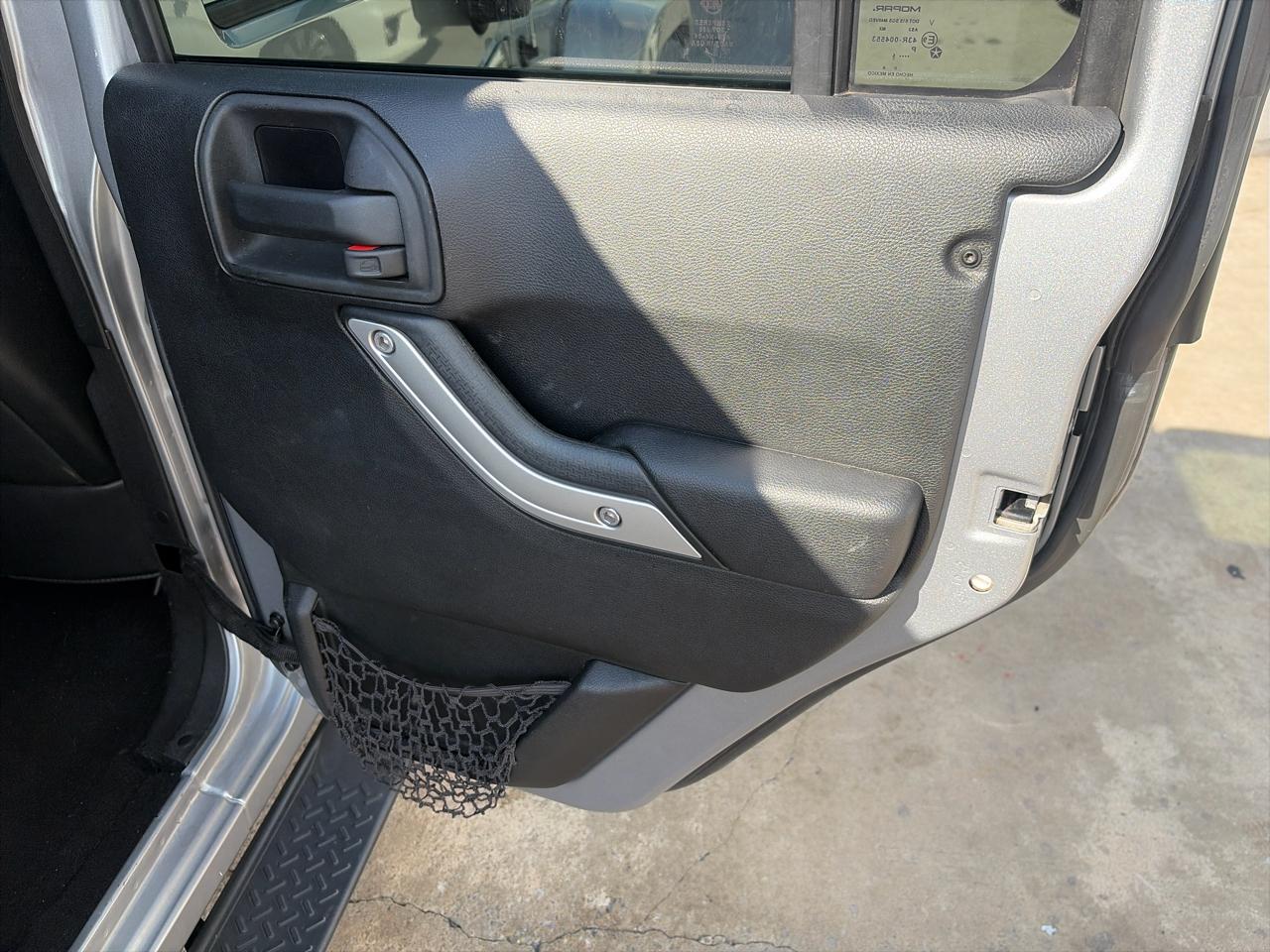 Jeep Wrangler Unlimited Sahara 4WD 2015