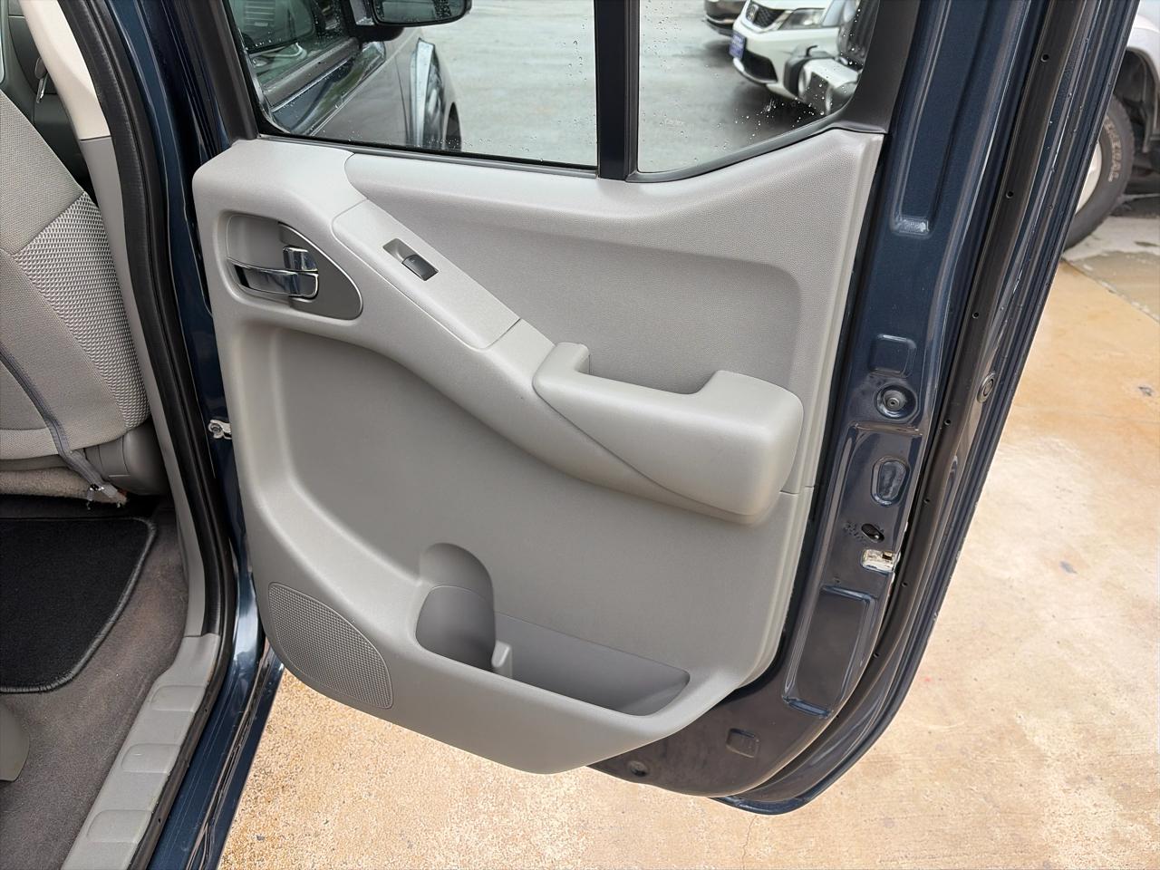 Nissan Frontier 2WD Crew Cab SWB Auto SV 2019