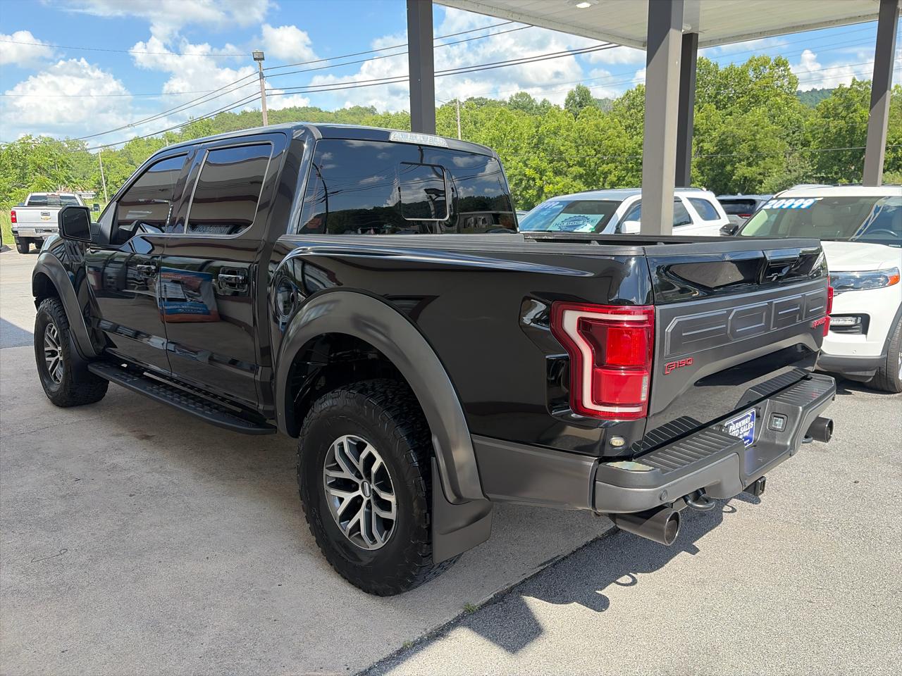 Ford F-150 Raptor SuperCrew 4WD 2017