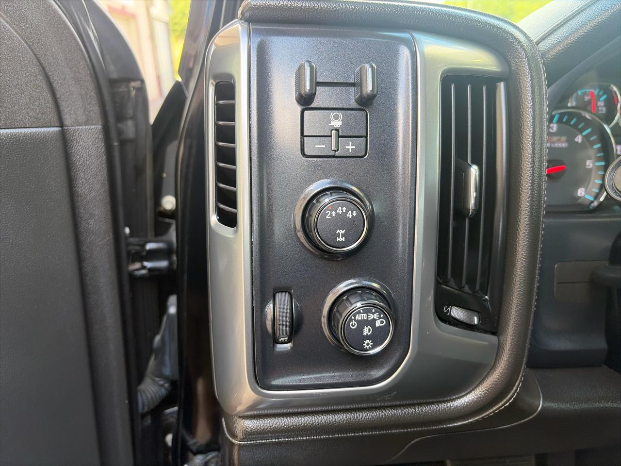 Chevrolet Silverado 2500HD LTZ Double Cab 4WD 2017