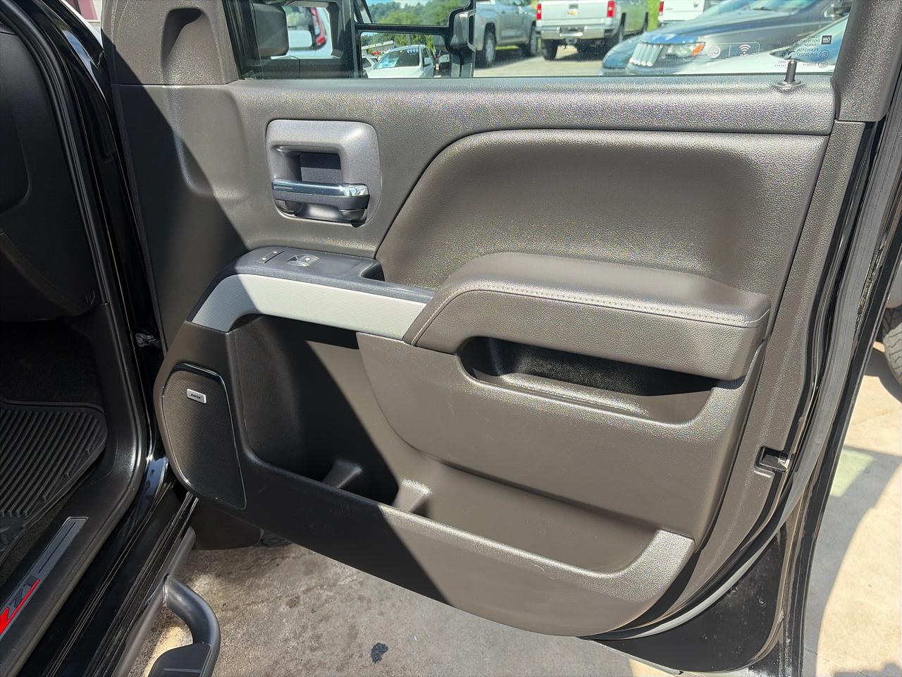 Chevrolet Silverado 2500HD LTZ Double Cab 4WD 2017