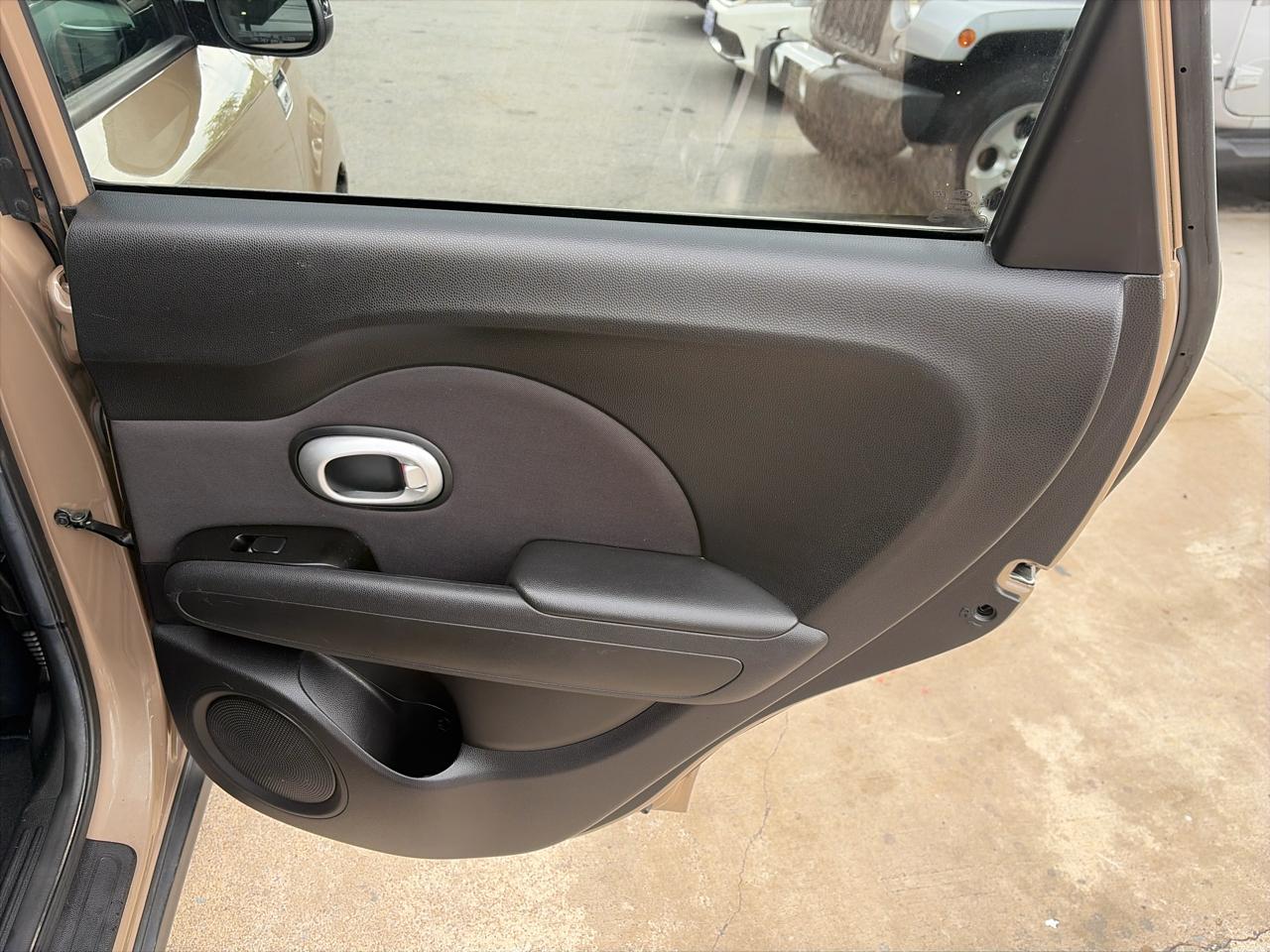 Kia Soul Base 2015