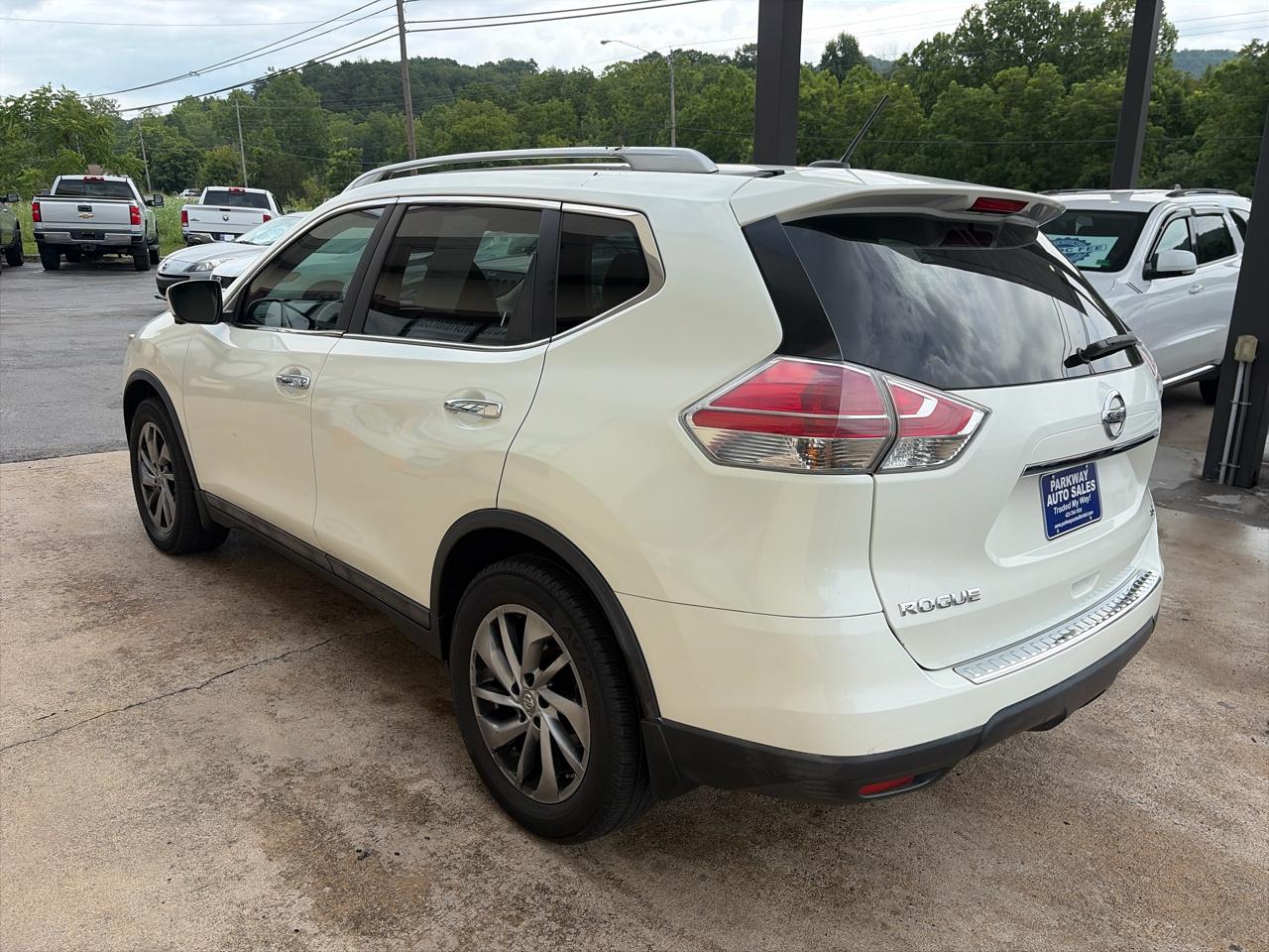 Nissan Rogue FWD SL 2015