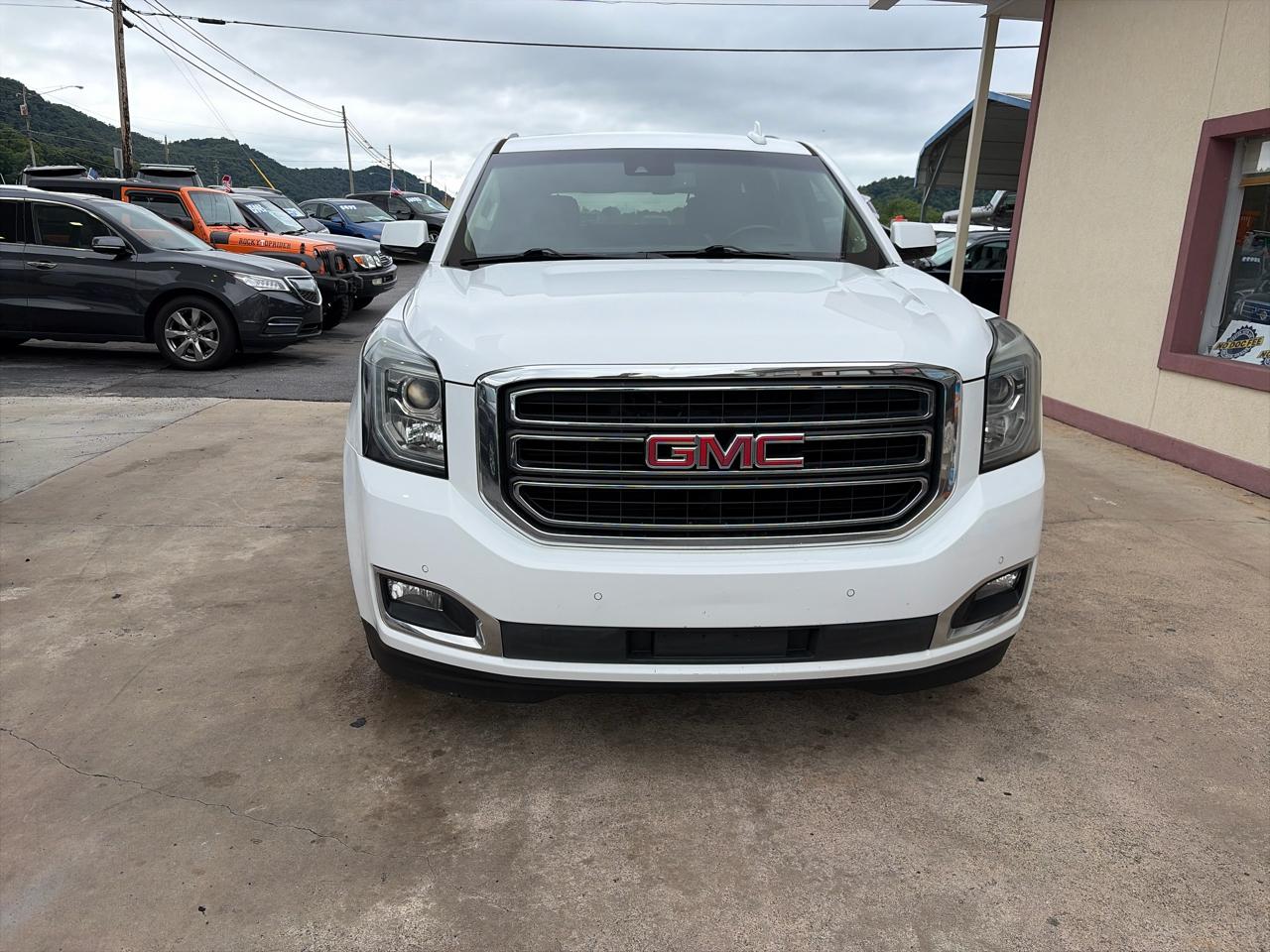 GMC Yukon SLT 4WD 2020
