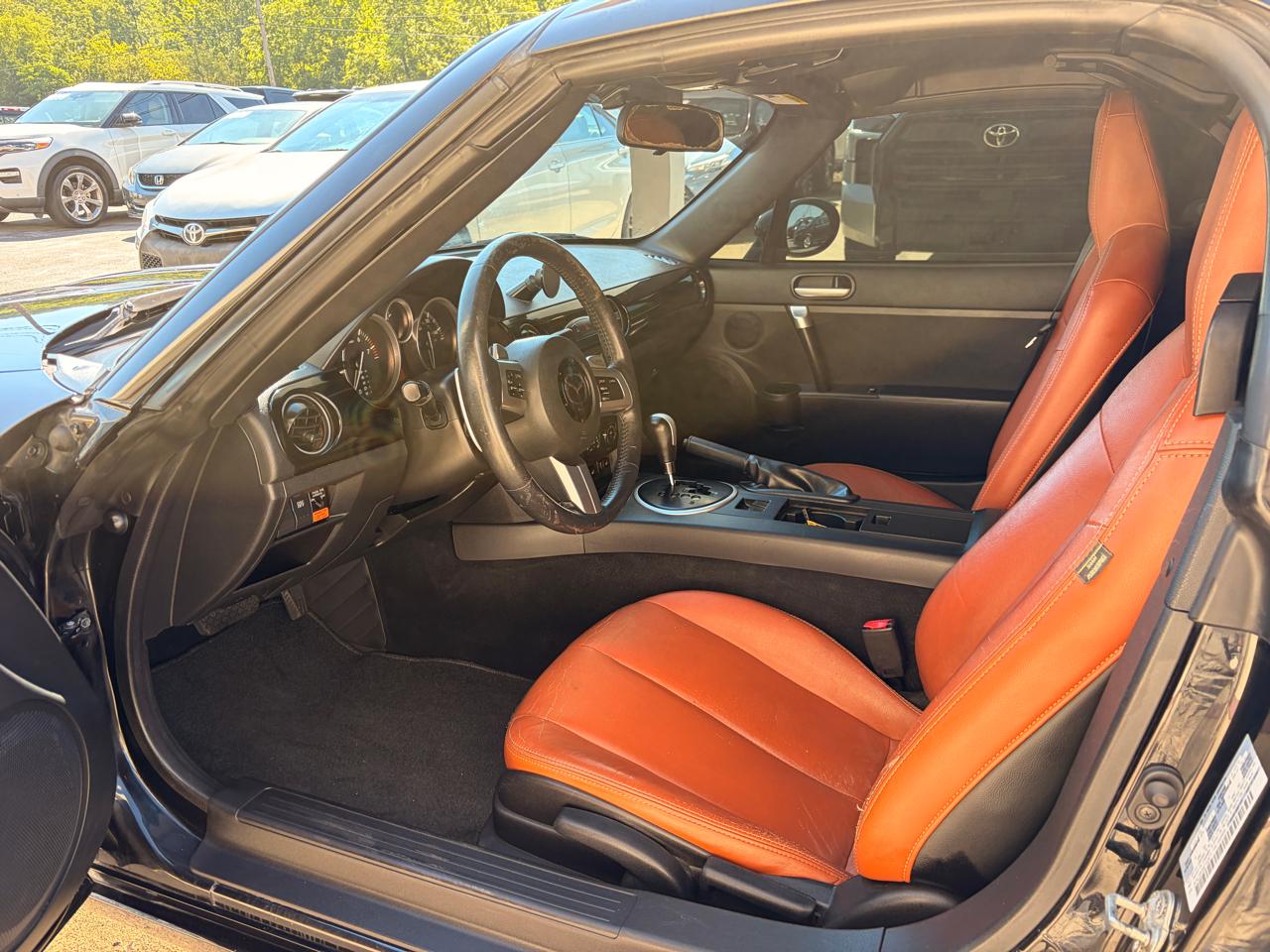 Mazda MX-5 Miata Touring Power Retractable Hardtop 2008