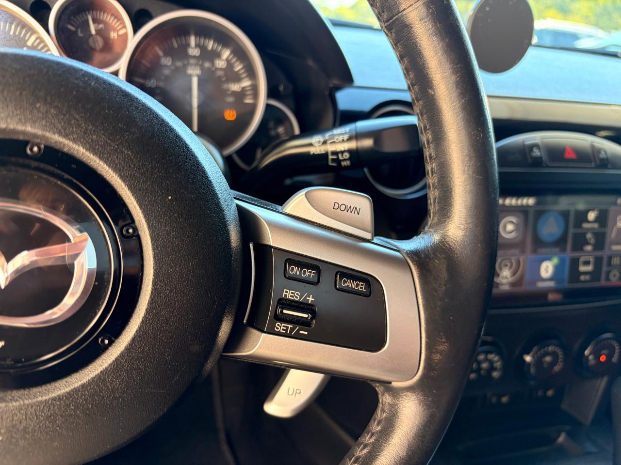 Mazda MX-5 Miata Touring Power Retractable Hardtop 2008