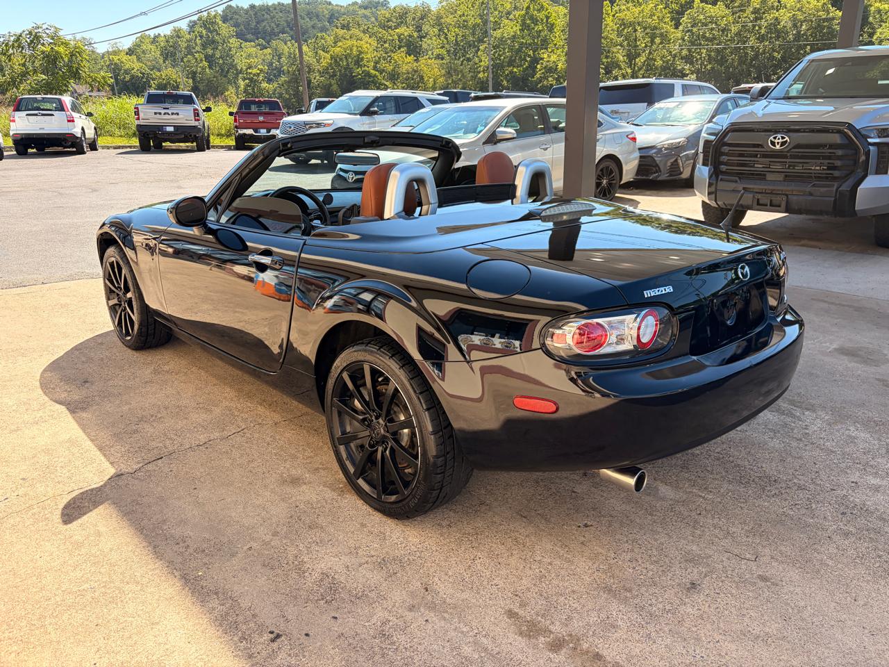 Mazda MX-5 Miata Touring Power Retractable Hardtop 2008