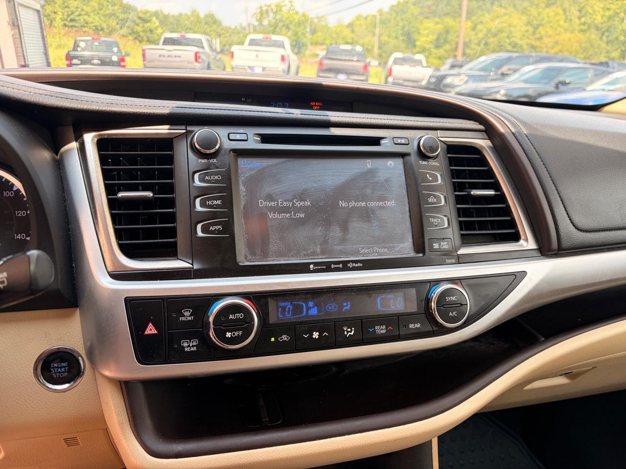 Toyota Highlander XLE AWD V6 2016