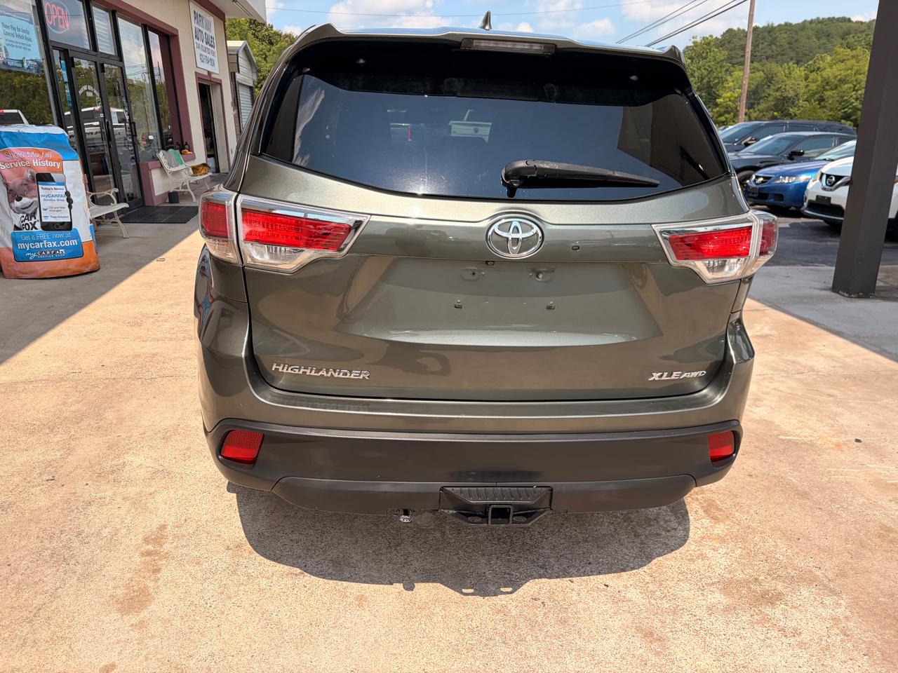 Toyota Highlander XLE AWD V6 2016