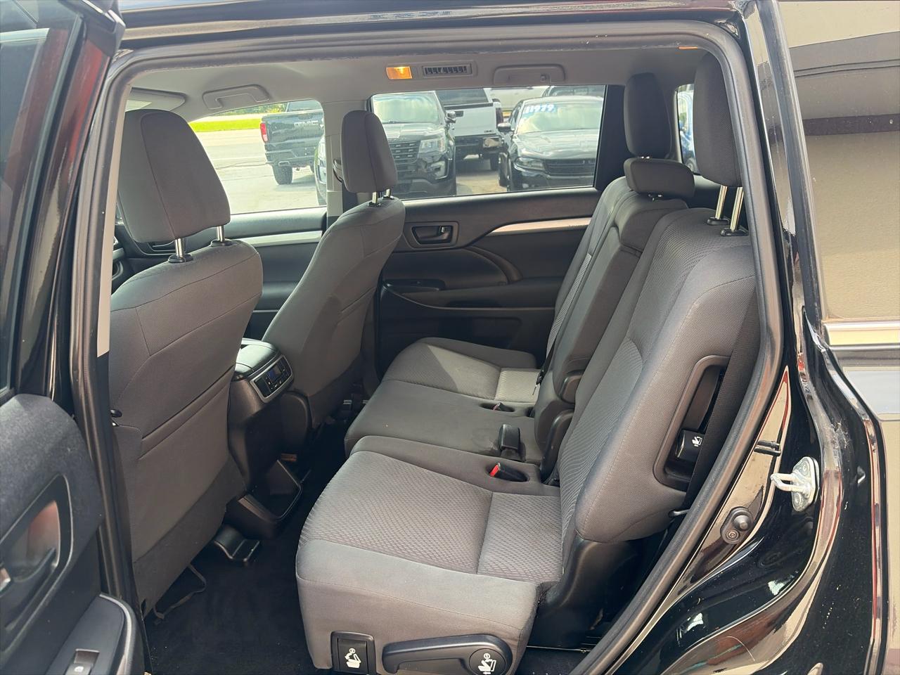 Toyota Highlander LE Plus AWD V6 2019