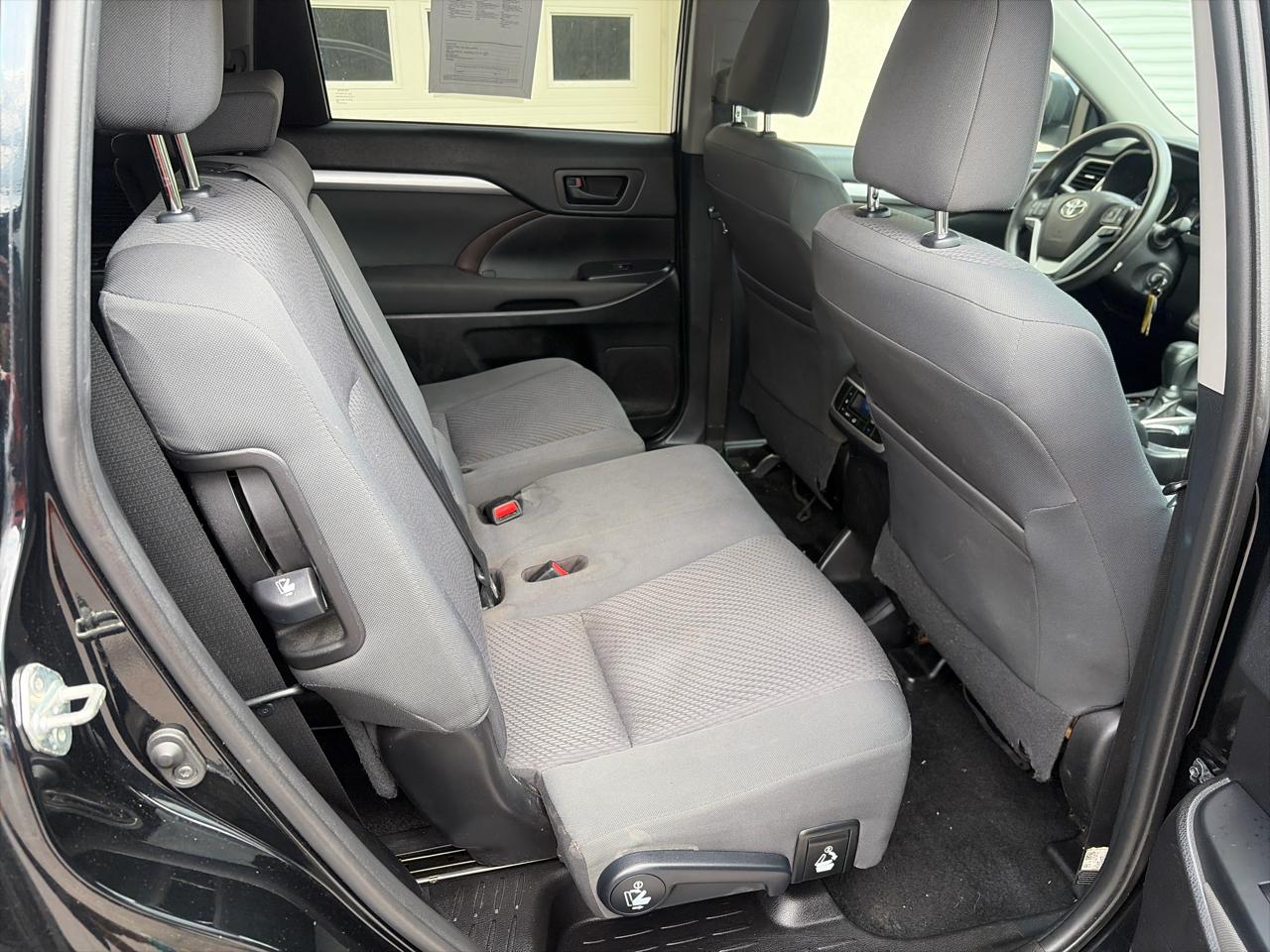 Toyota Highlander LE Plus AWD V6 2019