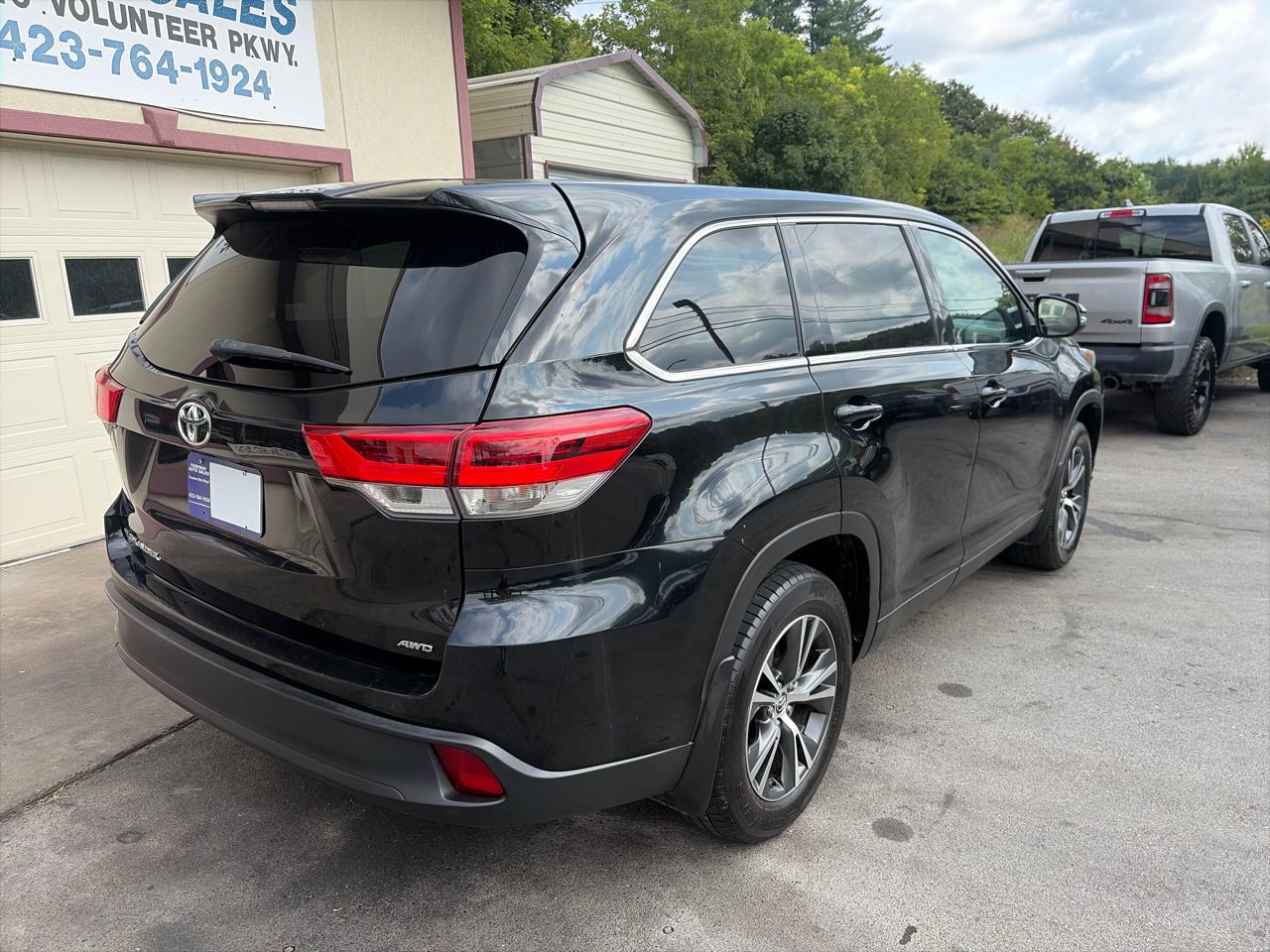 Toyota Highlander LE Plus AWD V6 2019
