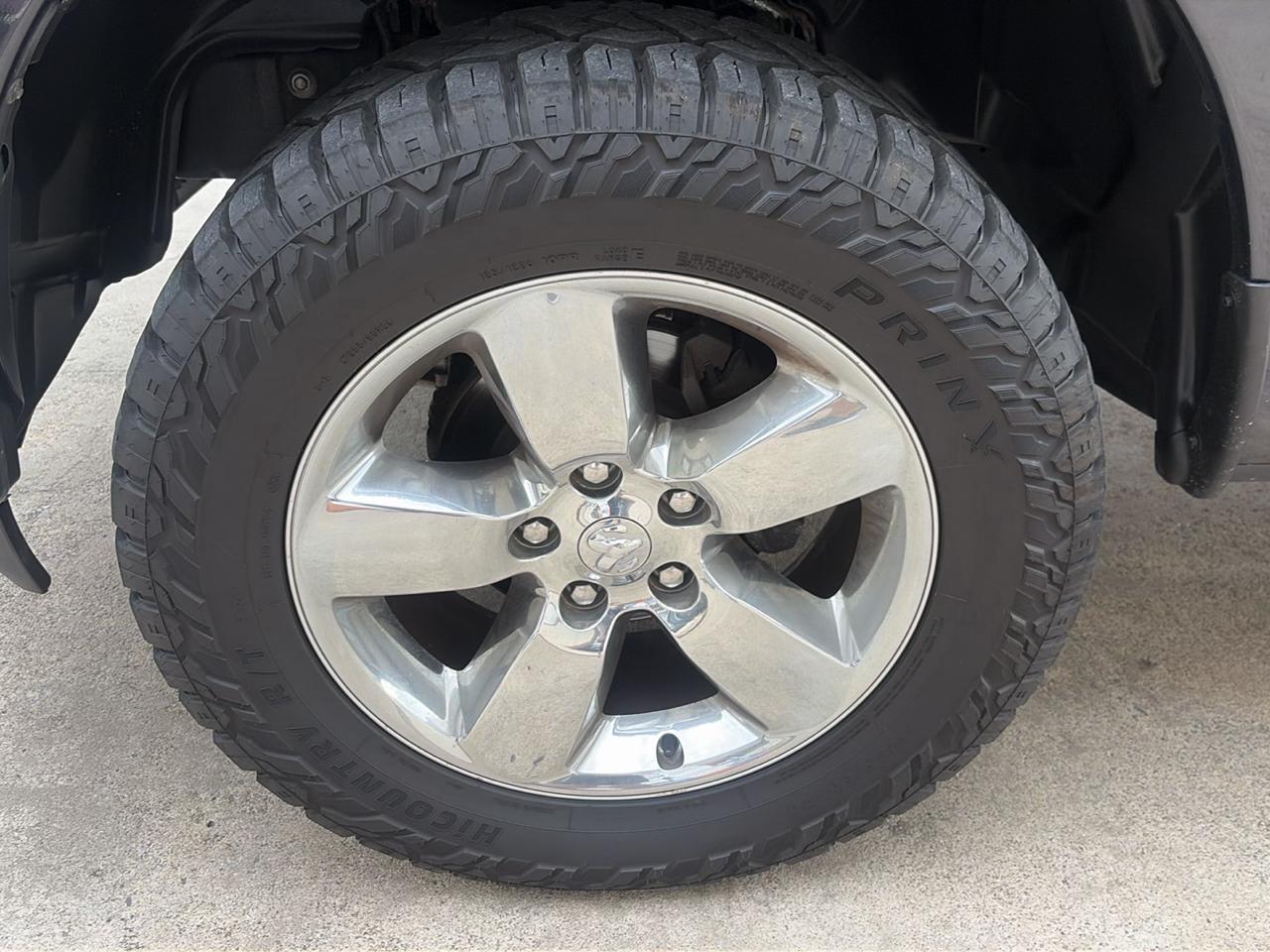 RAM 1500 SLT Quad Cab 4WD 2017