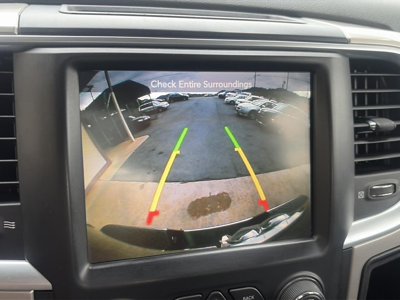 RAM 1500 SLT Quad Cab 4WD 2017