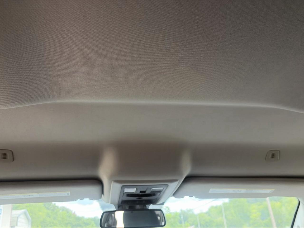 RAM 1500 SLT Quad Cab 4WD 2017