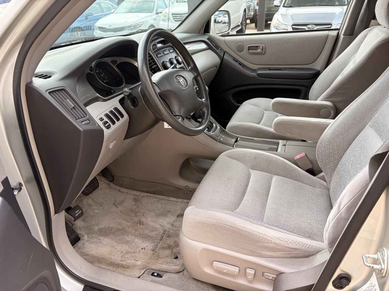 Toyota Highlander Limited V6 4WD 2003