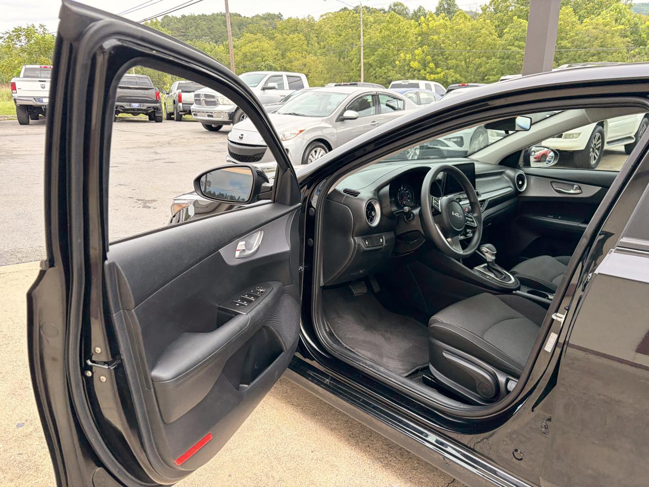 Kia Forte LX 2024