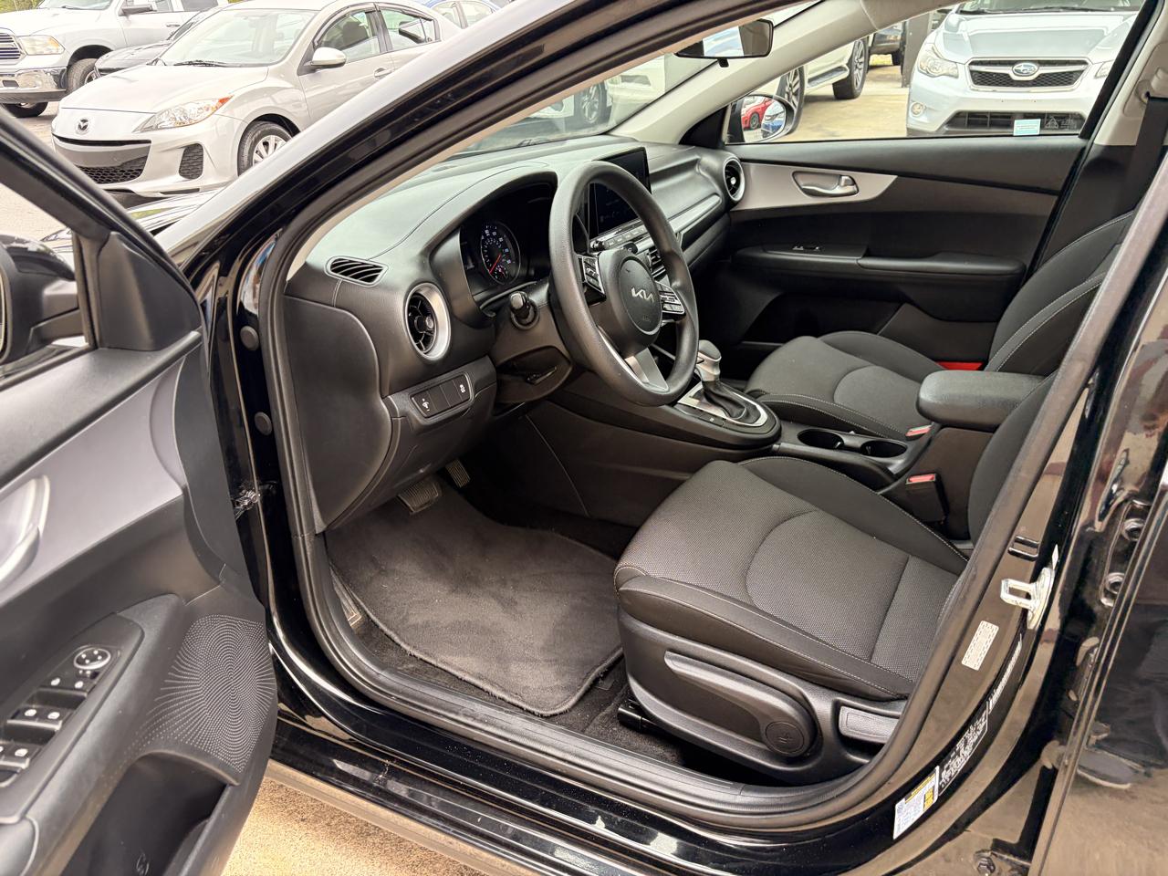 Kia Forte LX 2024