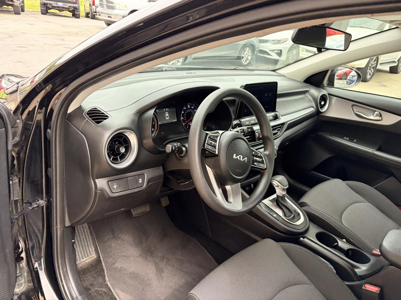 Kia Forte LX 2024