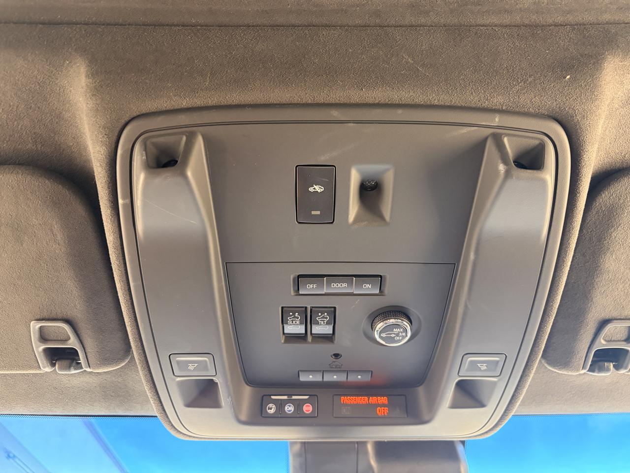 Cadillac Escalade Platinum 4WD 2019