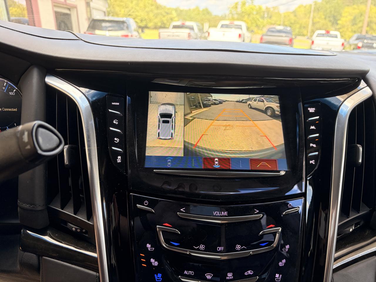 Cadillac Escalade Platinum 4WD 2019