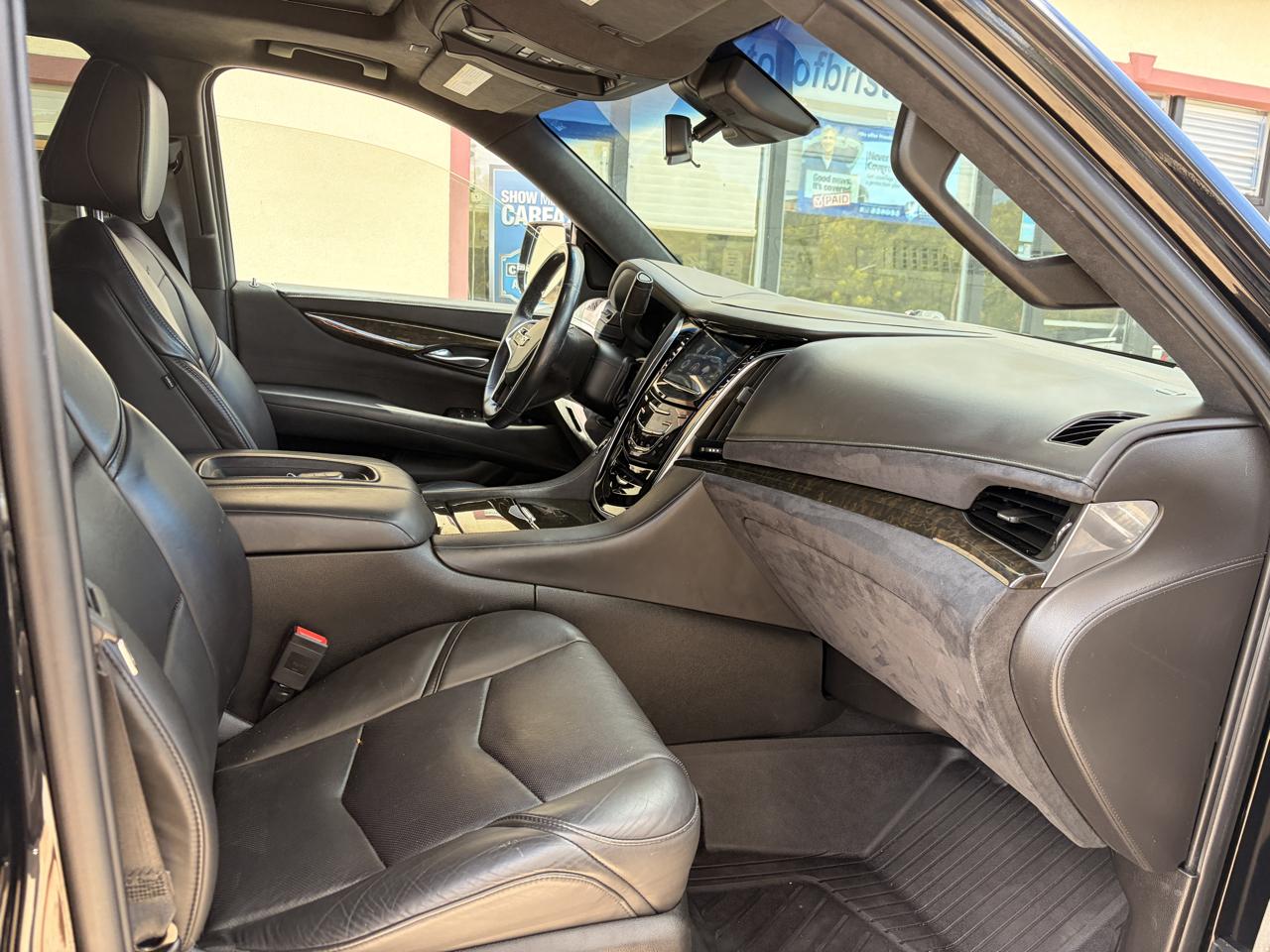 Cadillac Escalade Platinum 4WD 2019