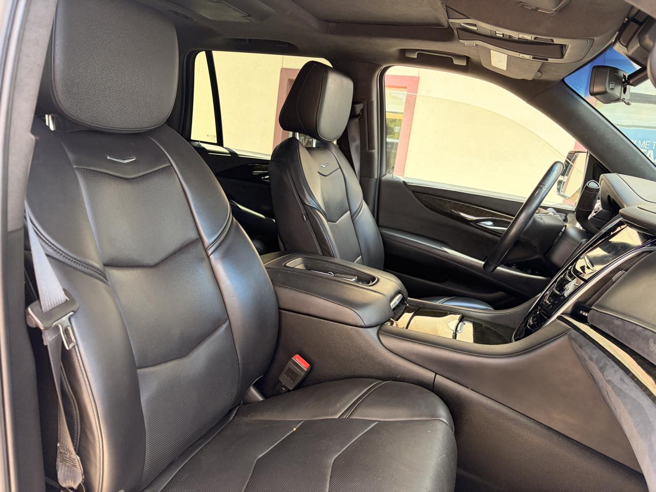 Cadillac Escalade Platinum 4WD 2019