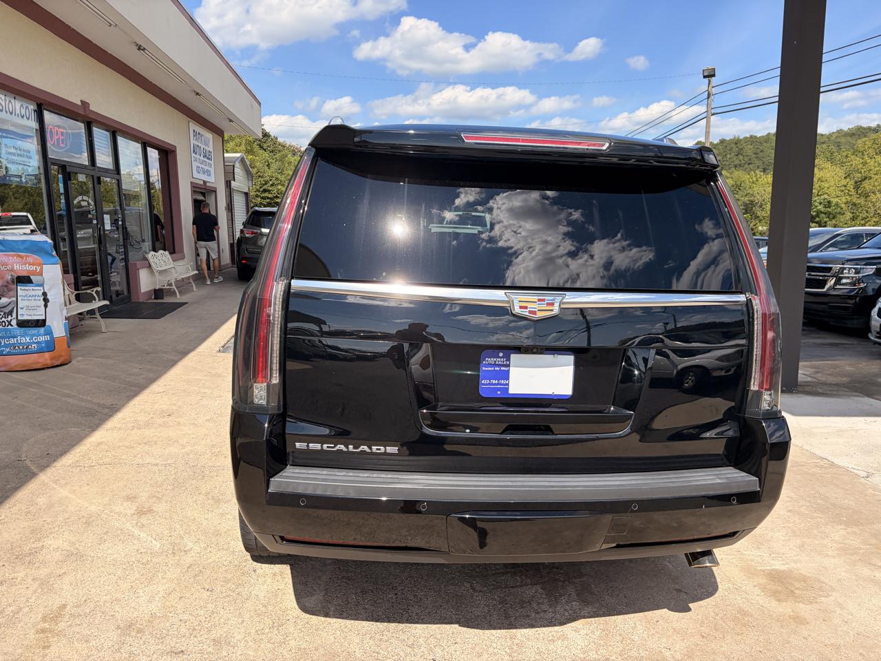 Cadillac Escalade Platinum 4WD 2019