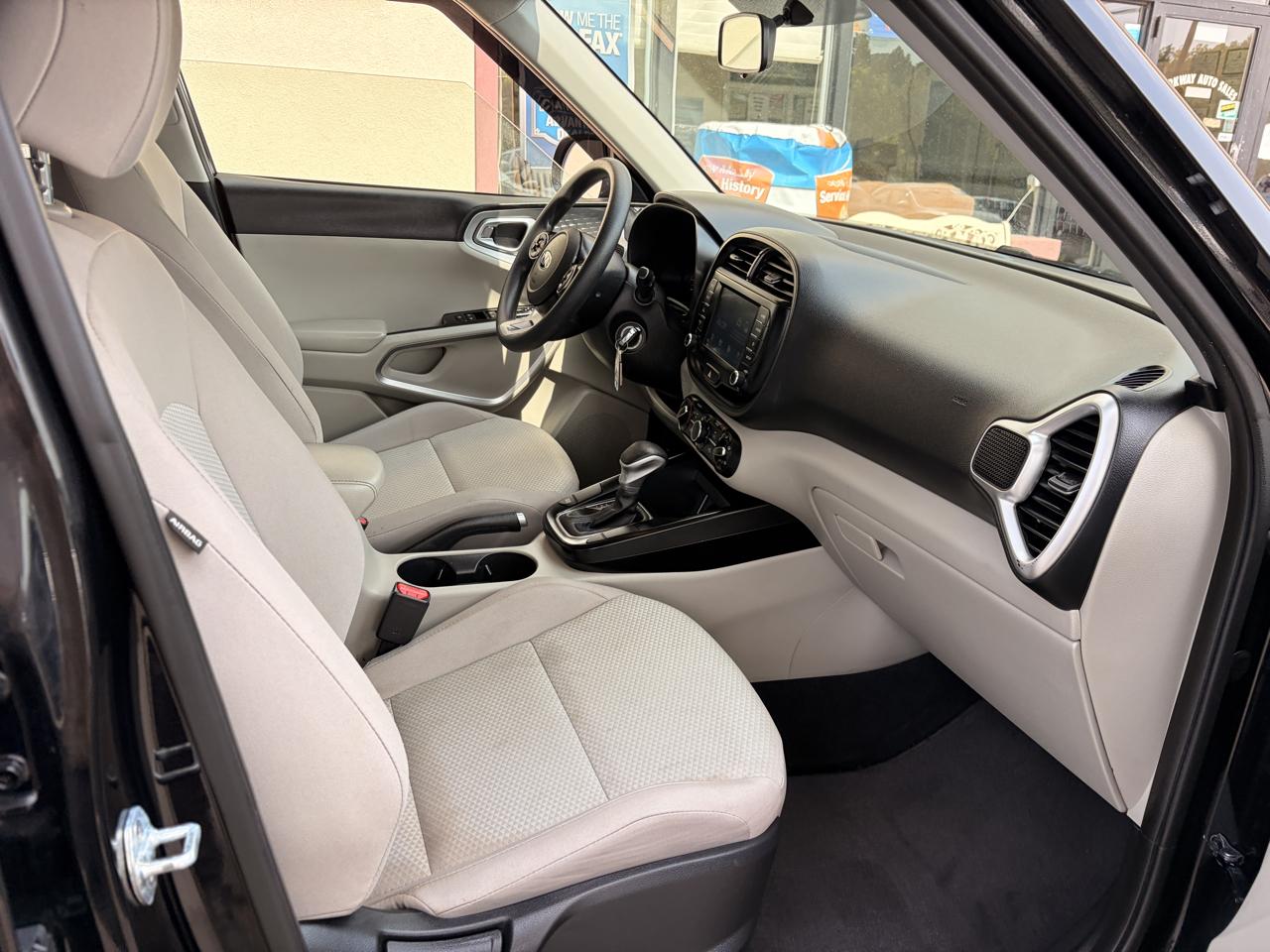 Kia Soul LX CVT 2020