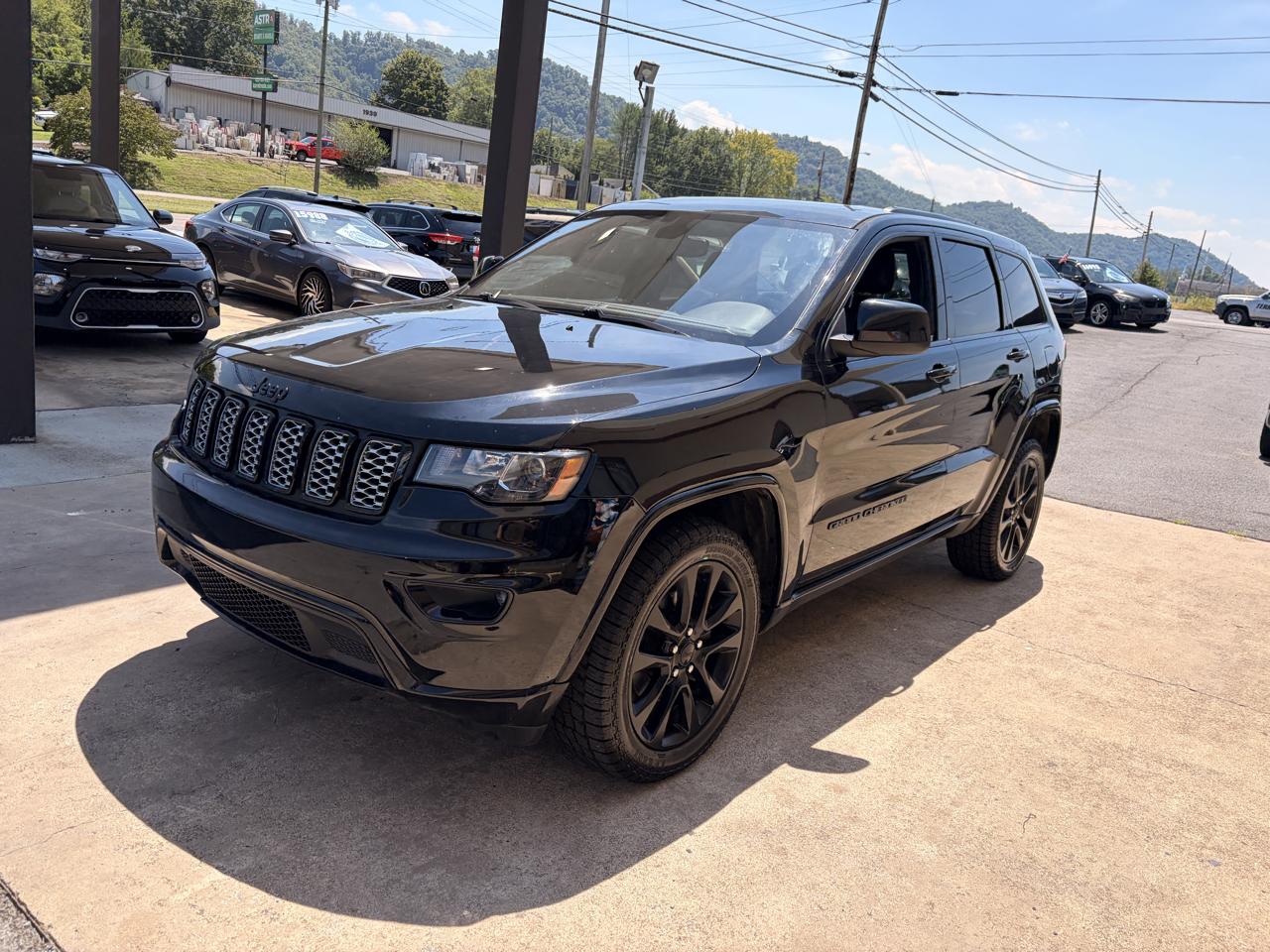 Jeep Grand Cherokee Laredo 4WD 2018