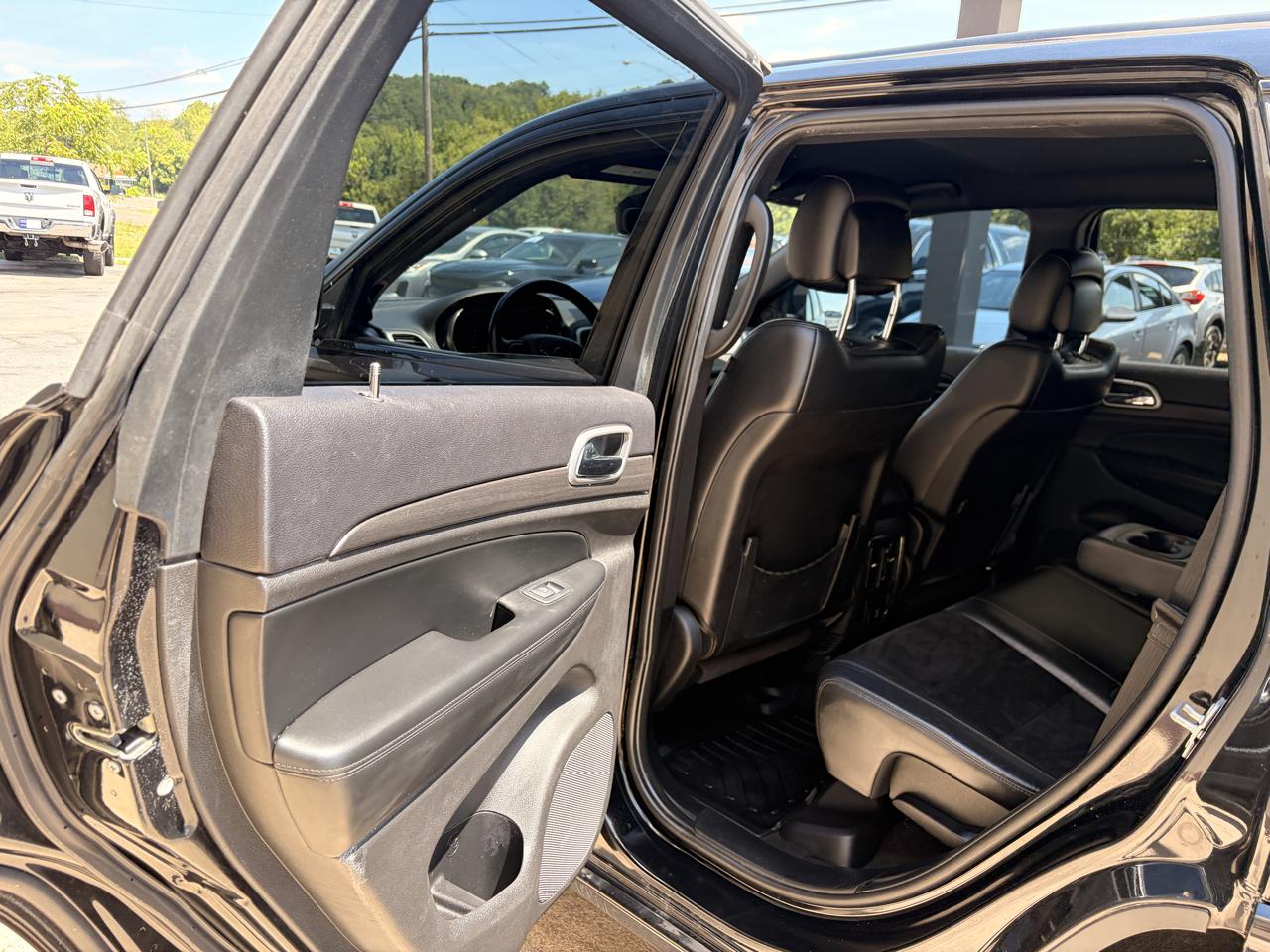 Jeep Grand Cherokee Laredo 4WD 2018