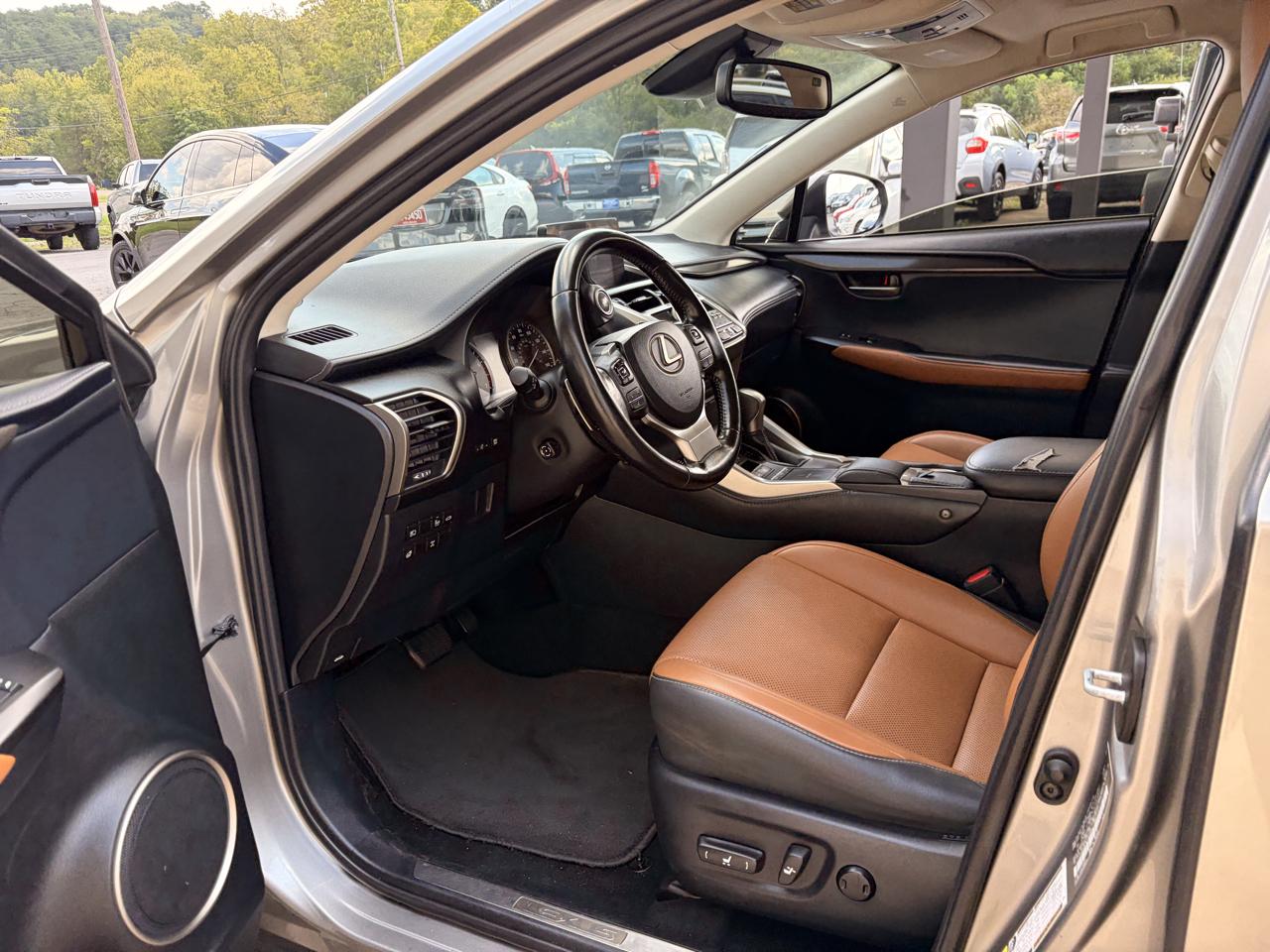 Lexus NX 300 Luxury AWD 2020