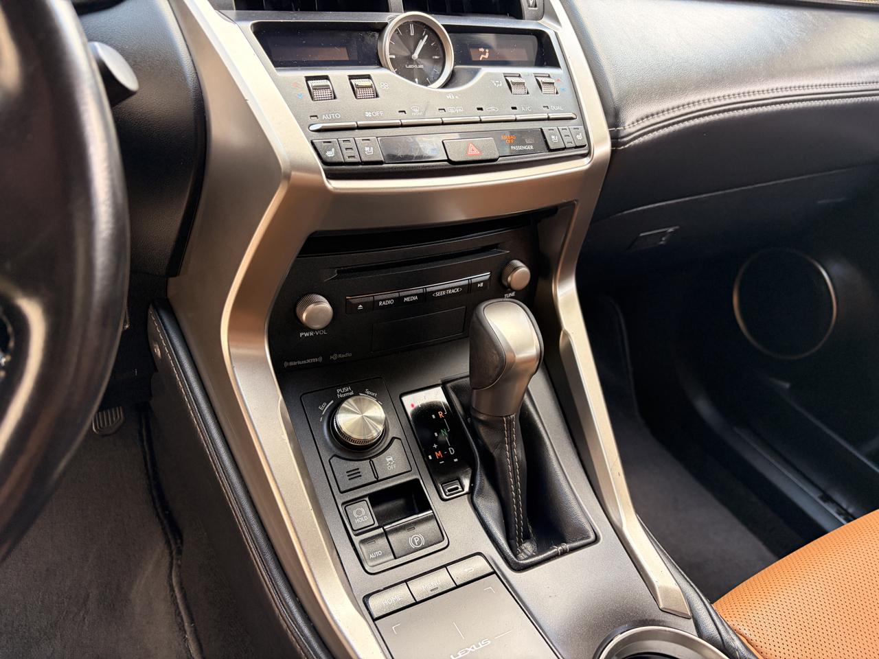 Lexus NX 300 Luxury AWD 2020