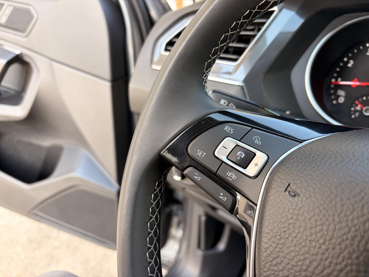 Volkswagen Tiguan SE 4Motion 2021