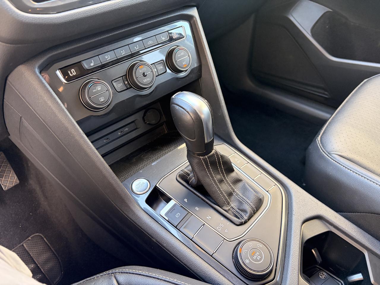 Volkswagen Tiguan SE 4Motion 2021