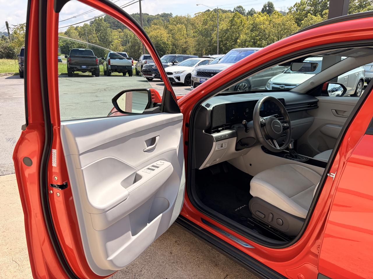 Hyundai Kona SEL AWD 2025