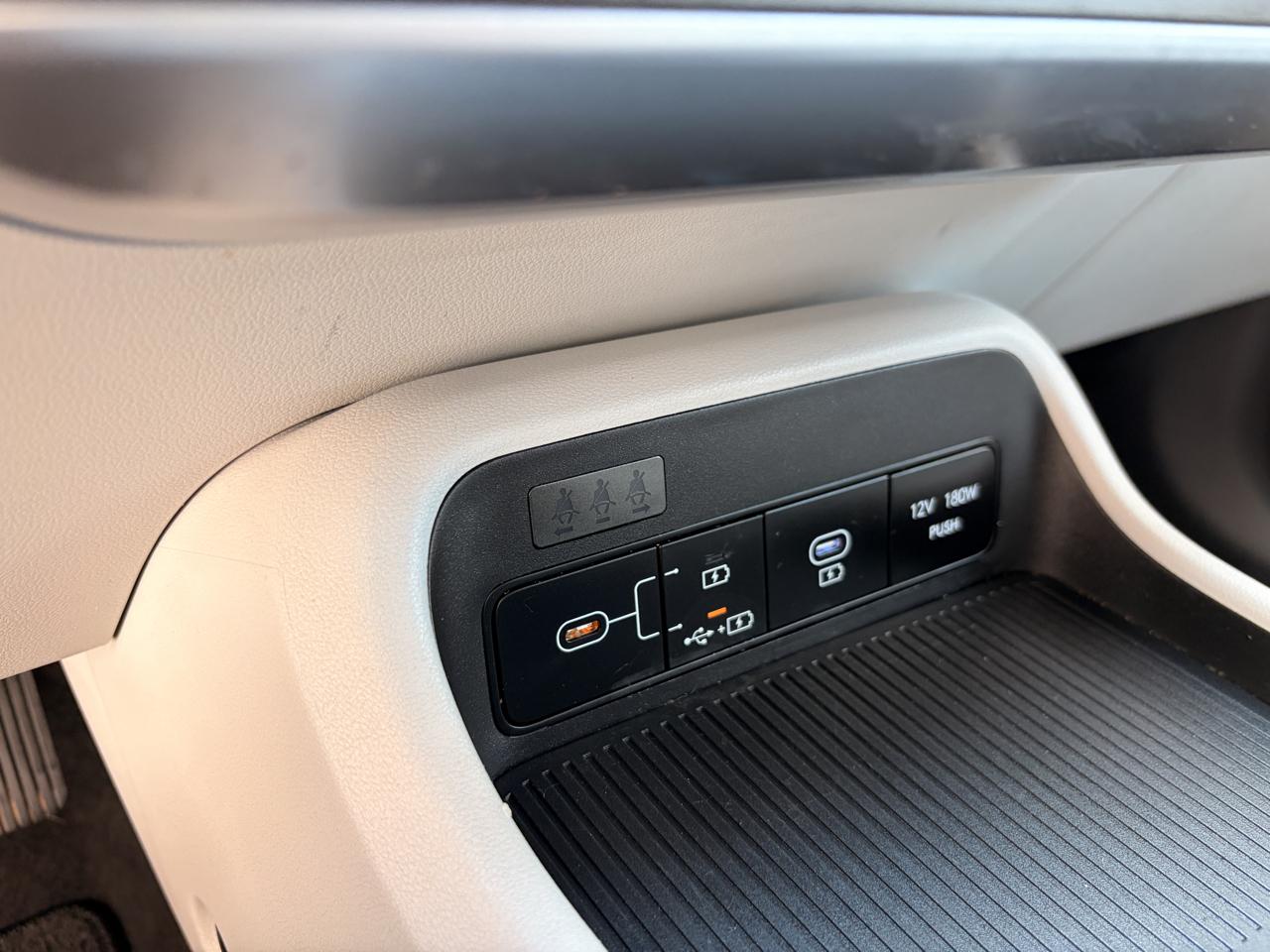 Hyundai Kona SEL AWD 2025